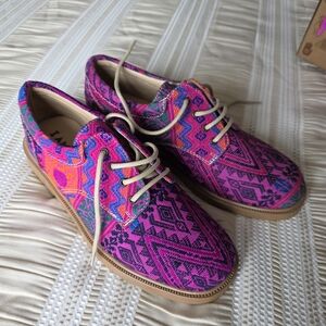 I AM Handmade Knit Oxford Shoes